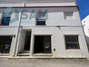 Loja de dois pisos com garagem 58m² da Lourinhã e Atalaia
