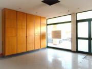 Loja, em Santarém, com 196 m2