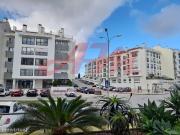 Loja na Urbanizao Alto da Mira para arrendamento