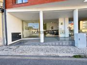 Loja no Centro de Mafra com uma excelente Montra!