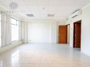 Loja ou Escritório com Excelente Localização em Faro 0m²...