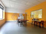 Loja para arrendamento em Mem Martins, Bairro de Ouressa