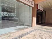 Loja para arrendar em Laranjeiras