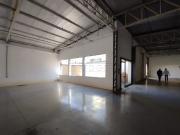 Lojao com 2.127m² de area total, sendo 800 m² area