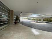 lomas country club, Moderno, Edificio excelente calidad...