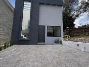 LOMAS DE LA FLORESTA: La casa que no se compra… se conquista