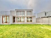 Lomas de Montemar, Concón. Moderna casa