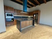 LOMAS DE VISTA HERMOSA, CASA EN VENTA PARA ESTRENAR EN...