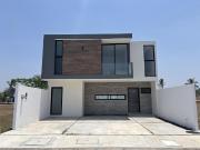 LOMAS DEL DORADO, Casa en VENTA de 3 recamaras y con jardin