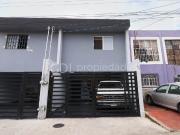 LOMAS DEL PARAÍSO CASA RECIÉN REMODELADA EN VENTA