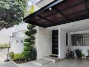 LOMAS PUNTA DEL ESTE CASA VENTA