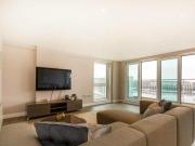 Lombard Road, Oyster Wharf, Battersea Square, 2 Bedroom Flat