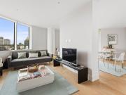 Lombard Wharf, 12 Lombard Road SW11, 2 bed flat to rent,...