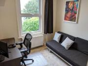 London NW2 3 bed maisonette to rent £4,000 pcm £923 pw