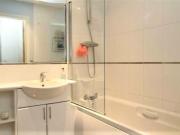 London Road, Burpham, GU1