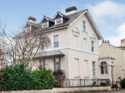 London Road, Cheltenham GL52, 2 bed flat to rent, £1,500...