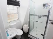 London Road CM12, 2 bedroom maisonette to rent 70298905...