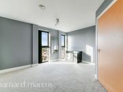 London Road, Croydon CR0, 2 bed flat to rent, £1,700 pcm...