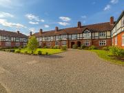 London Road, North Cheam SM3, 2 bed flat to rent, £1,700...