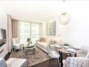 London SW11 2 bed flat to rent £3,900 pcm £900 pw