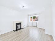 Long Field Drive, Edenthorpe, Doncaster, DN3