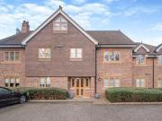 Long Lane, Ickenham, 2 Bedroom Apartment