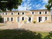 Longère 11 pièces 349 m²