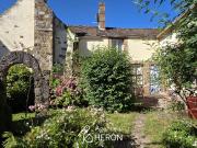 LONGERE 201 M2 TERRAIN 977 M2 DEPENDANCES