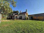 Longère avec près de 5 hectares – prairie, bois,...