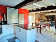 Longère de caractère dans un havre de paix, proche de...