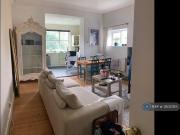 Longley Road, London, SW17 2 bed flat to rent £2,150 pcm...