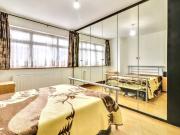 Loretto Gardens, Queensbury, Harrow HA3, 3 bed...