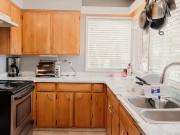Los Angeles Room 1 Bed 1 Bath A Has an Apartment