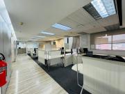 Los Dos Caminos/ Oficina 483M2/Totalmente Amoblada/En...