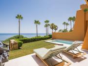 Los Granados del Mar 201 Los Granados del Mar es una de...