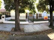 Los naranjos, Hermosa zona, sobre calle principal del...