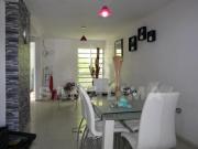 Los Olivos 3ra sección: Casa de tres niveles con...