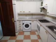 Los Remedios. Amplia vivienda SIN MUEBLES de 3...