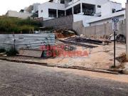 Lote 428 metros no meio do condomínio