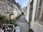 CASA con DEPOSITO de 120m2 2 DEPARTAMENTOS tipo PH de 3...