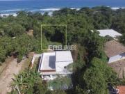 Lote a 20m da praia de Itamambuca, pronto para construir!