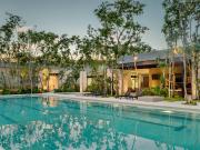 Lote a la venta en Playa del Carmen con alberca, gym