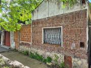 LOTE CASA A DEMOLER OPORTUNIDAD REMED de ESCALADA