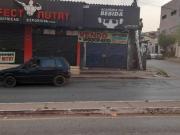 Lote comercial com casa e 3 lojas