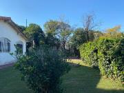 LOTE CON CASA EN ESQUINA VILLA DE MAYO