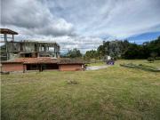 Lote con Casa Rústica en vereda el Plan Santa Elena