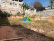 LOTE DE 1000 M² COM PROJETO APROVADO PARA CINCO CASAS...