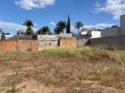 Lote de 800m2 rua 10A dividio em 2 de 400m2