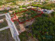 Lote de terreno para construção com 450,10m2 + 12.376m2...