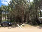 Lote en venta en Costa Esmeralda con bosque
